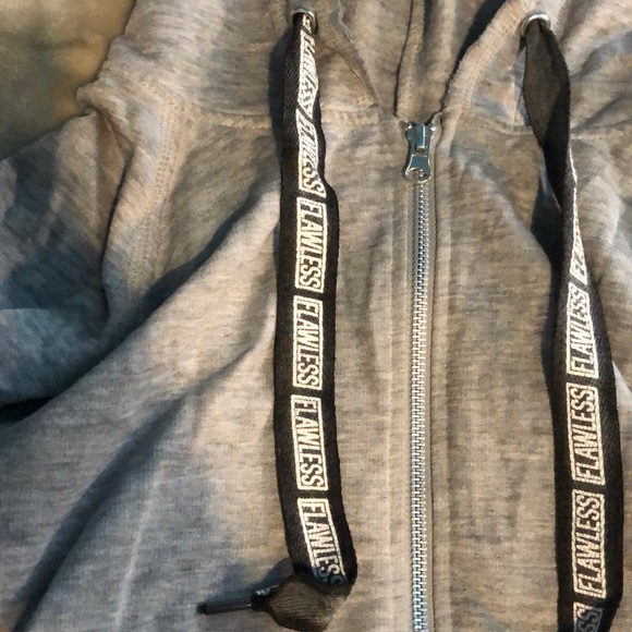 Grey and black zip up jacket - Picture 3 of 3